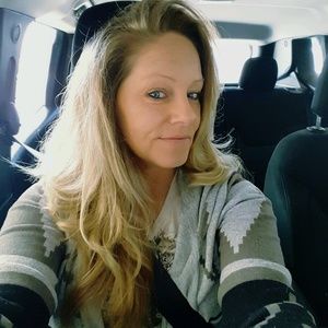 Meet your Posher, Debra